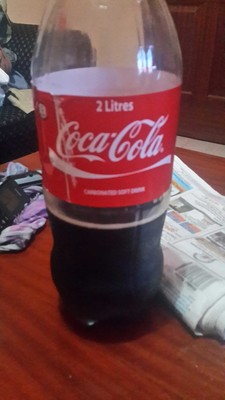 GAZ PIĆE COCA COLA 2L