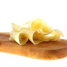 Maingold Ementaler Tvrdi punomasni sir narezani