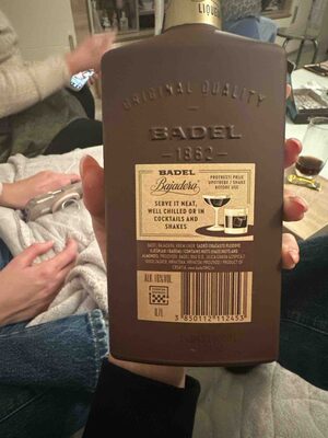LIKER BADEL BAJADERA 16% 0,7 L